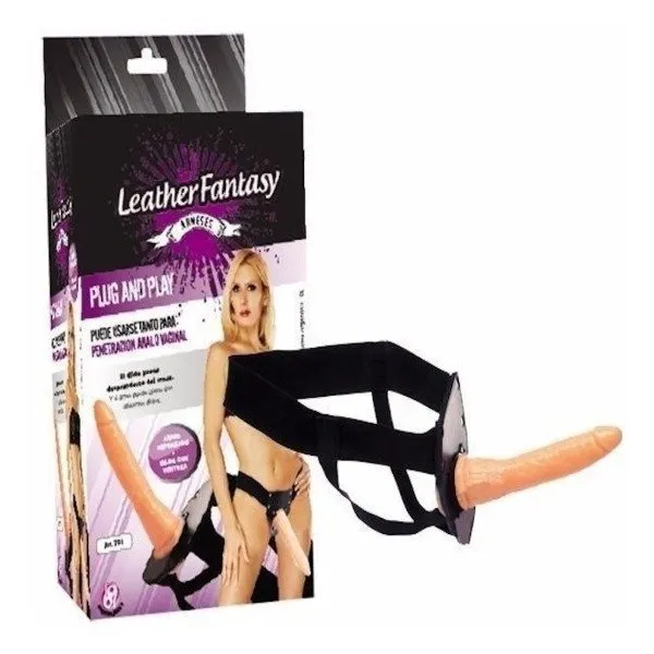 Arnés de cuero con Dildo